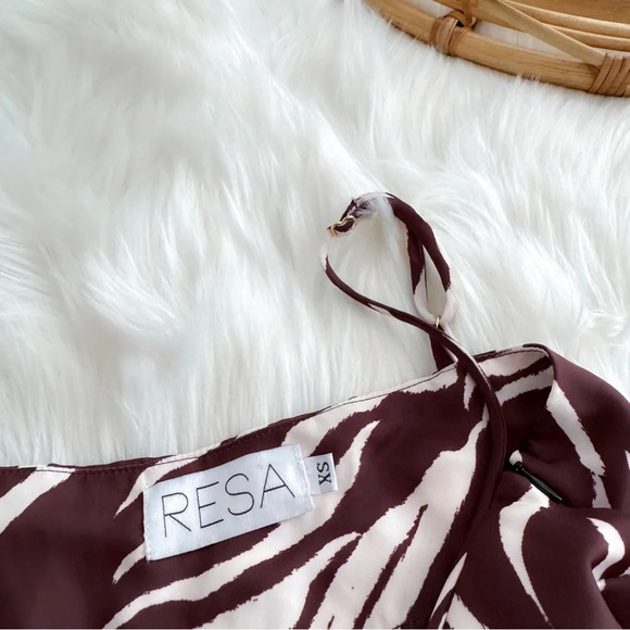 Resa Zebra Print Ruffle Mini Dress Brown White Pockets - Picture 7 of 9